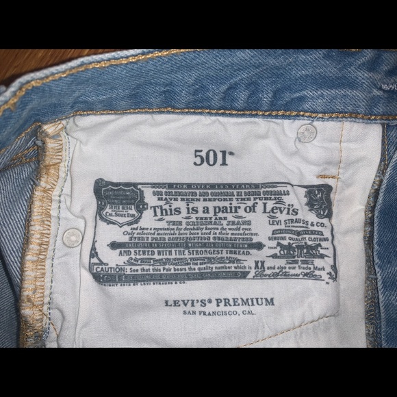 Levi’s 501 High Waisted Denim Shorts - Picture 7 of 7